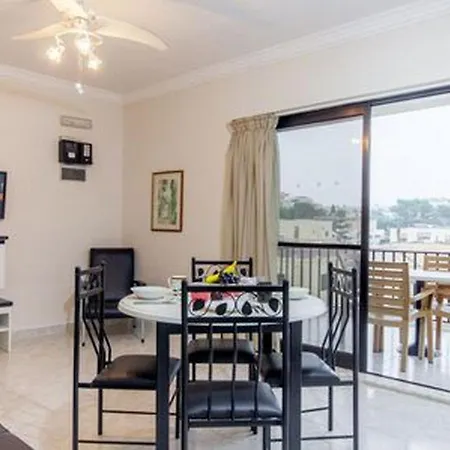 Pool And Sea Merill - Happy Apartment *