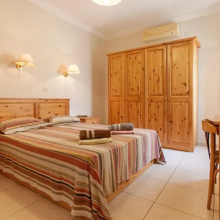 Pool And Sea Merill - Happy Apartment *