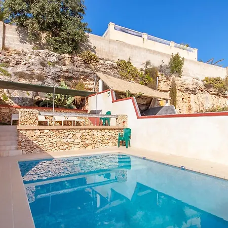 Pool And Sea Merill - Happy Apartment Mellieha